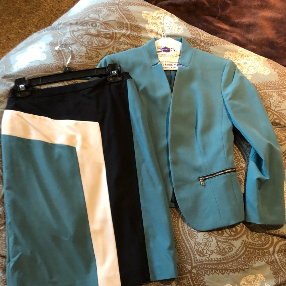 Nine West Suit